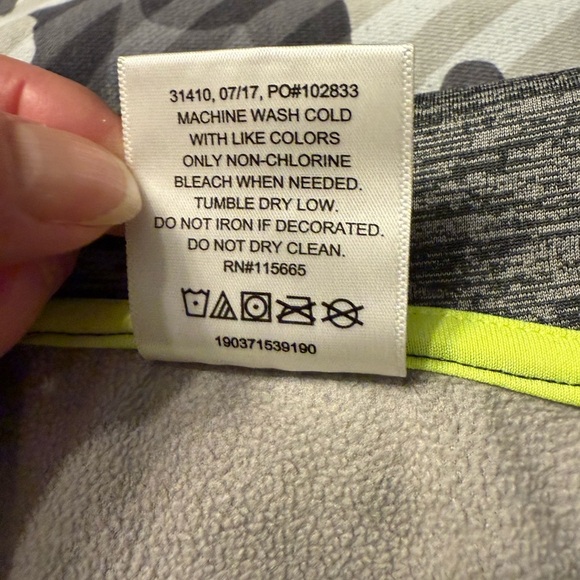 DC Comics Batman hoodie pullover neon green & gray Side pockets Boys size 2XL 18 - Picture 8 of 8